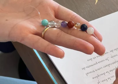 Atelier lithothérapie : confection de son bracelet chemin de vie